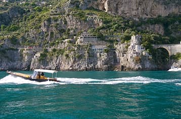 Excursions by sea on the Amalfi Coast