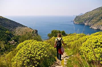 Visitare la Baia di Ieranto