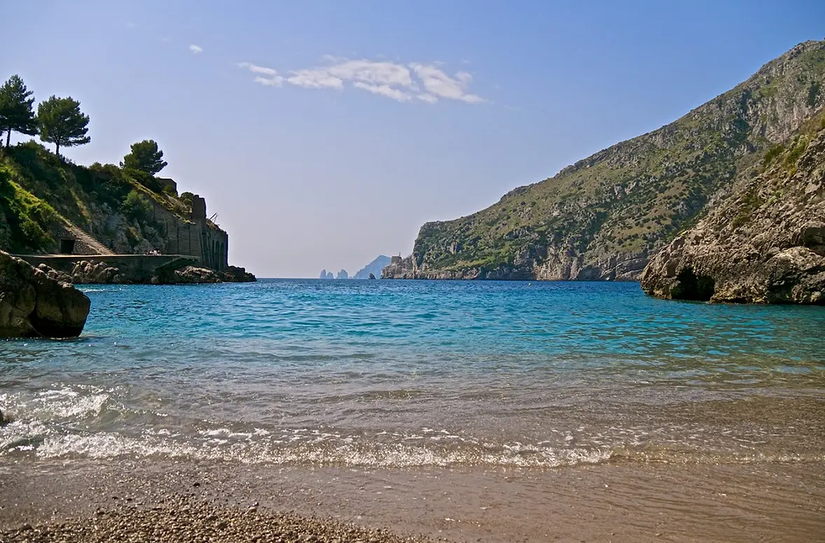 Visitare la Baia di Ieranto: Guida Completa