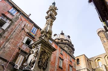 San Gregorio Armeno e il complesso di San Lorenzo Maggiore 