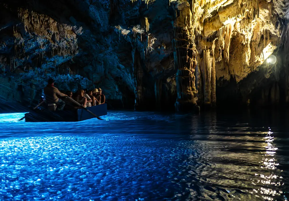 How to Visit the Emerald Grotto: Your Amalfi Coast Guide