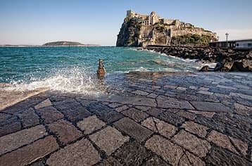 Il Castello Aragonese, uno dei simboli di Ischia