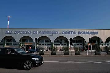 Aeroporto di Salerno Costa d'Amalfi: guida completa