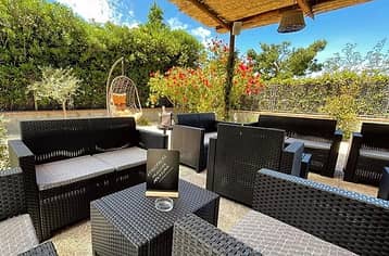 Atmosphere Lounge Bar & Restaurant