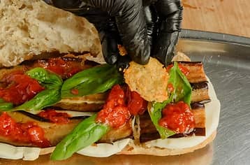 Paniniamo Capri