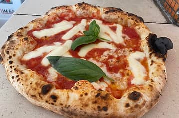 Forever Pizzeria Capri