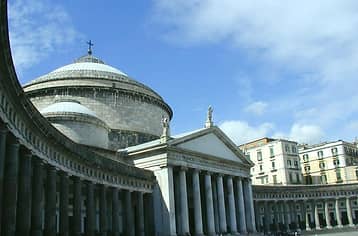 Transfer dalla Stazione di Napoli al Porto di Napoli