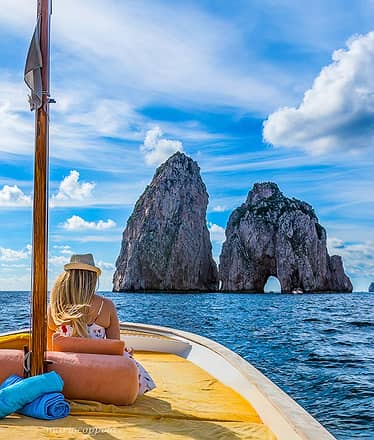 Sunrise tour con colazione ai Faraglioni