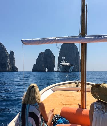 Sunrise tour con colazione ai Faraglioni