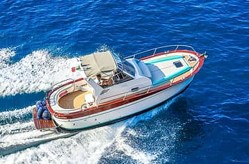 Full-Day Private Boat Tour of Capri by Jeranto 7.50 Gozzo Boat