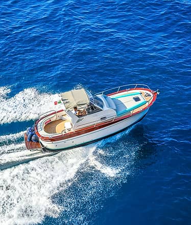 Full-Day Private Boat Tour of Capri by Jeranto 7.50 Gozzo Boat