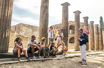 Guided walking tour of Pompeii  Skip-the-line Tickets