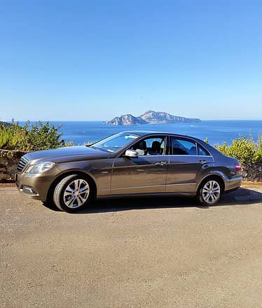 Private Transfer: Naples - Amalfi Coast or Sorrento