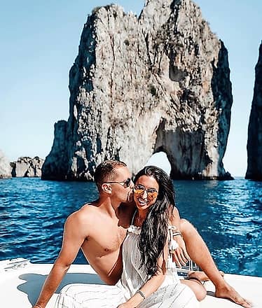 Speedboat Tour of Capri for an Unforgettable Day