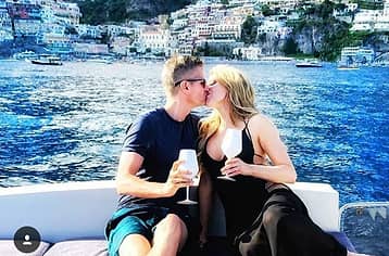 Private Capri Boat Tour -Speedboat Itama38