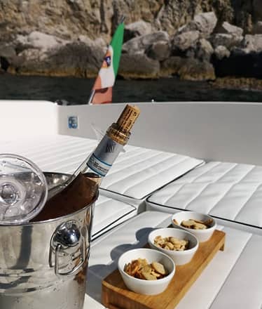 Amalfi Coast private boat tour by speedboat Itama 38