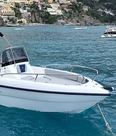 Amalfi Coast boat rental without skipper (no license!)