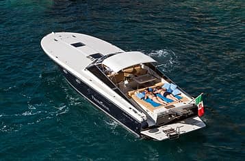 Tour da Sorrento a Ischia/Procida, su Itama 40