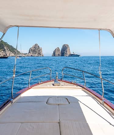 Tour in Barca a Capri con partenza da Sorrento 
