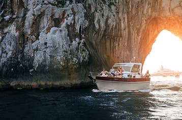 Day and Night Boat Tour to Capri 