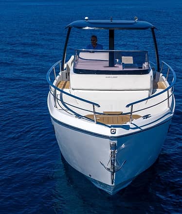 Capri e Costiera Amalfitana sul nuovo Day Cruiser Walkaround