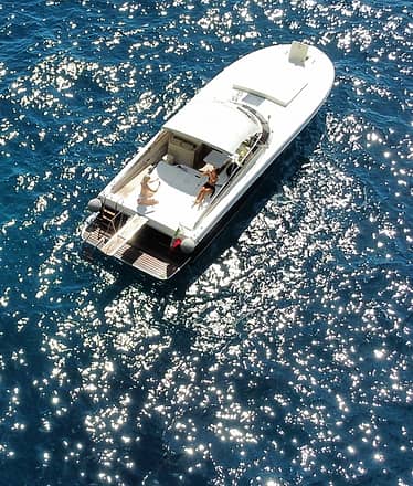 One day experience on the Iconic and Unique Authentic Itama 40