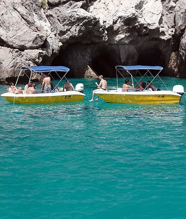Boat rental in Capri, without skipper