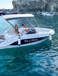 Chic & Fabulous Hope - 5.5 Meters