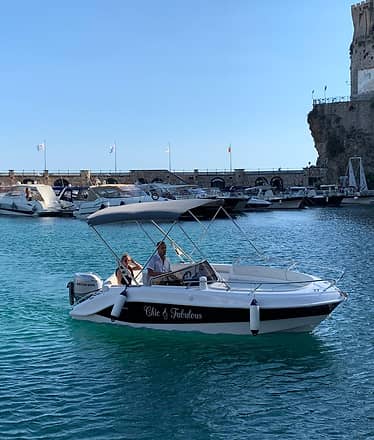 Chic & Fabulous Hope - 5.5 Meters