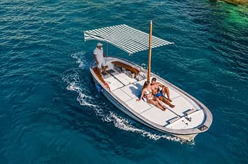 Gozzo Boat Rental  (7.5 meters)