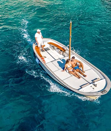 Gozzo Boat Rental  (7.5 meters)