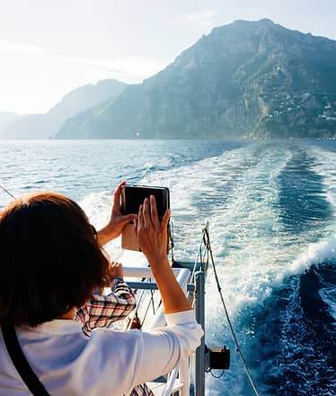 Tour in barca in Costiera Amalfitana da Napoli e dintorni