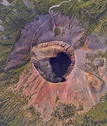 MT. Vesuvius with Guide, Ticket , Light Lunch & Wine T.