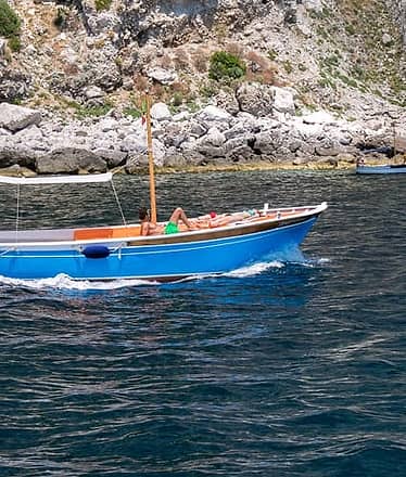 Traditional 9 m Caprese Gozzo