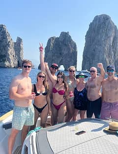 Capri and Nerano boat tour: between sea and local cuisine 