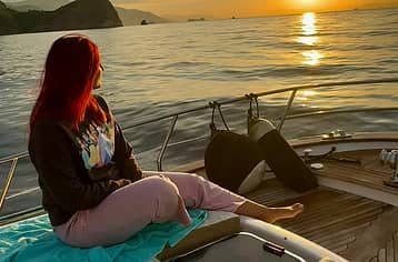 Un magico momento: L'alba in barca