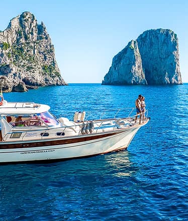 Tour privato di Capri in barca con pranzo a Nerano