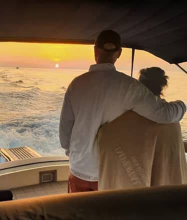 Esperienza in barca al tramonto a Sorrento con limoncello tasting