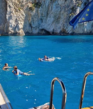 Tour privato di 4 ore all'isola di Capri con limoncello tasting