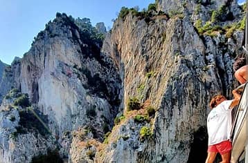 Tour privato di 4 ore all'isola di Capri con limoncello tasting