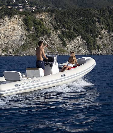 Noleggio barca senza patente - Gommone 40CV