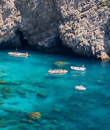 Rubber Dinghy (RIB) Rental on Capri (No License)