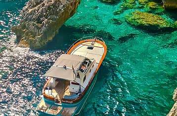 Tour privato in barca di Capri e Sorrento