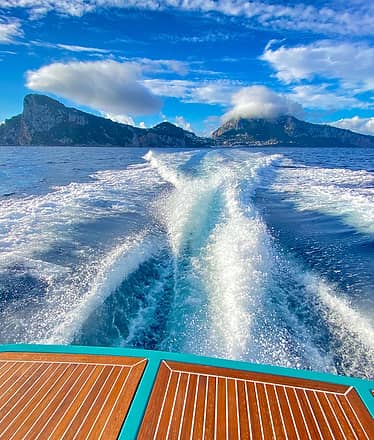 Full-Day at Sea: Capri and the Amalfi Coast