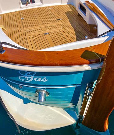 Traditional Gozzo Boat Rental