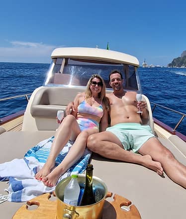 Capri Comfort: Private Full-Day Boat Tour