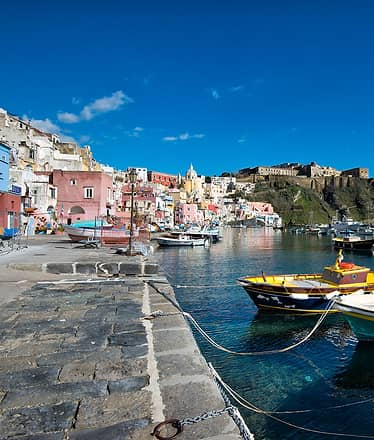 Una Giornata a Ischia o Procida in Motoscafo Rivarama 44