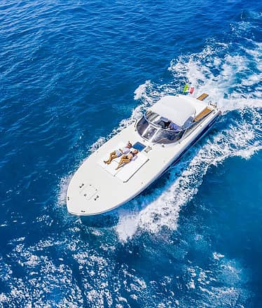 Classy Italian Yacht Itama 40 "Distrazione"