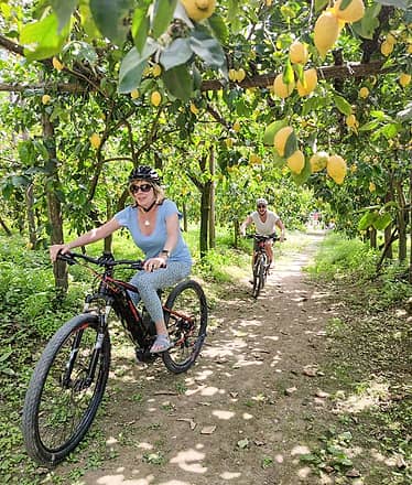 Backroads & Limoncello Experience: Sorrento E-Bike Tour
