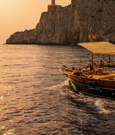 Capri Full-Day Boat Tour with Veuve Clicquot: Exclusive Experience